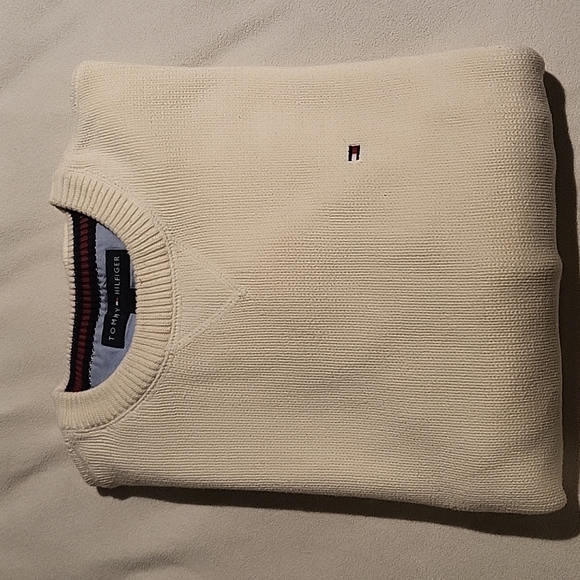 Tommy Hilfiger Crew Neck Sweater - Picture 1 of 1